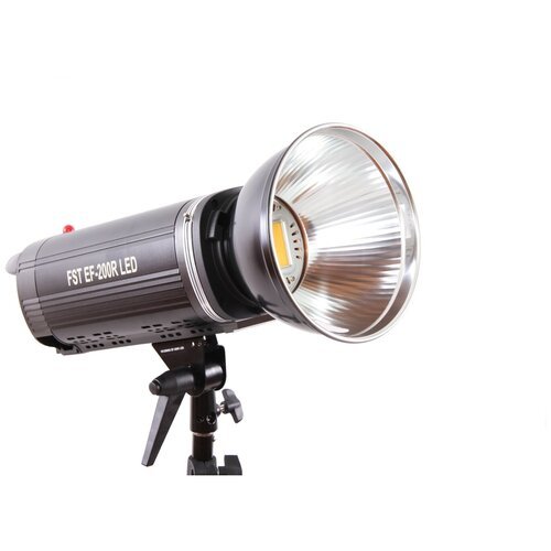 Осветитель FST EF-200R LED 5500 Кв
